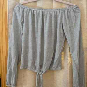 Ivy & Main off the shoulder comfortable top